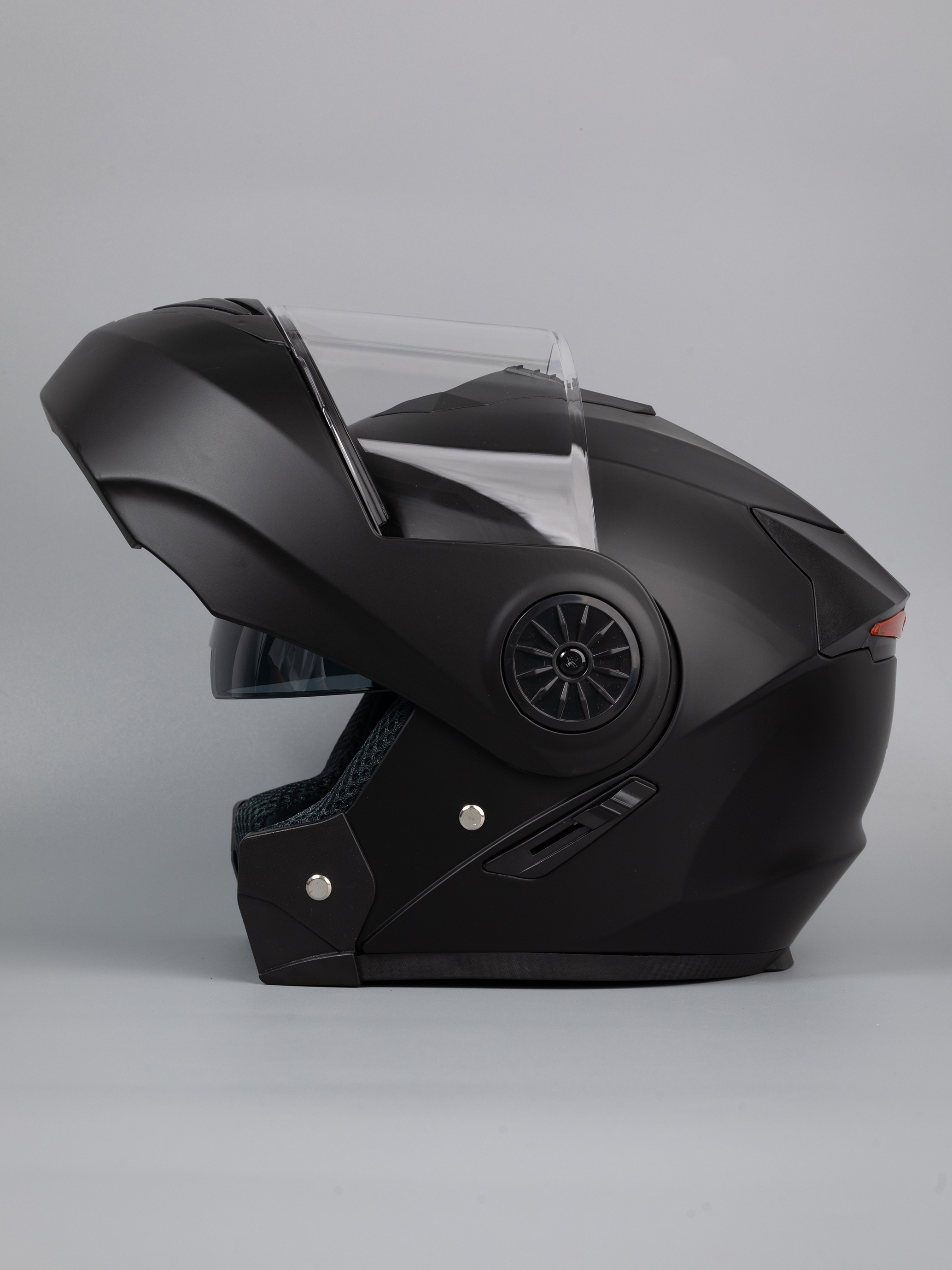 PVR 106 (DOT) - Титан
